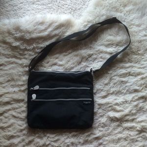 LIkE NEW Black Baggallini